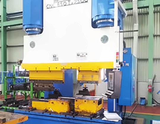 Press Brake 장비 사진
